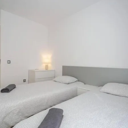 Apartment Reef Aqua Vista 3 Bedroom Costa Adeje Wifi And Pool
